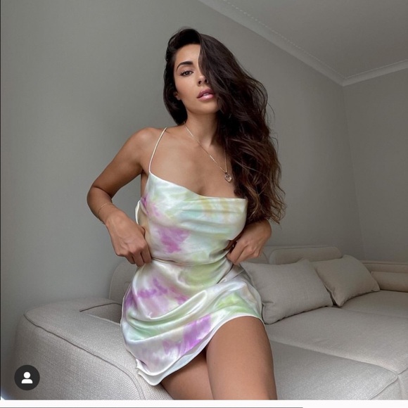 ZARA SATIN MINI DRESS DIE TYE BLOGGER’S FAVORITE - Picture 6 of 10